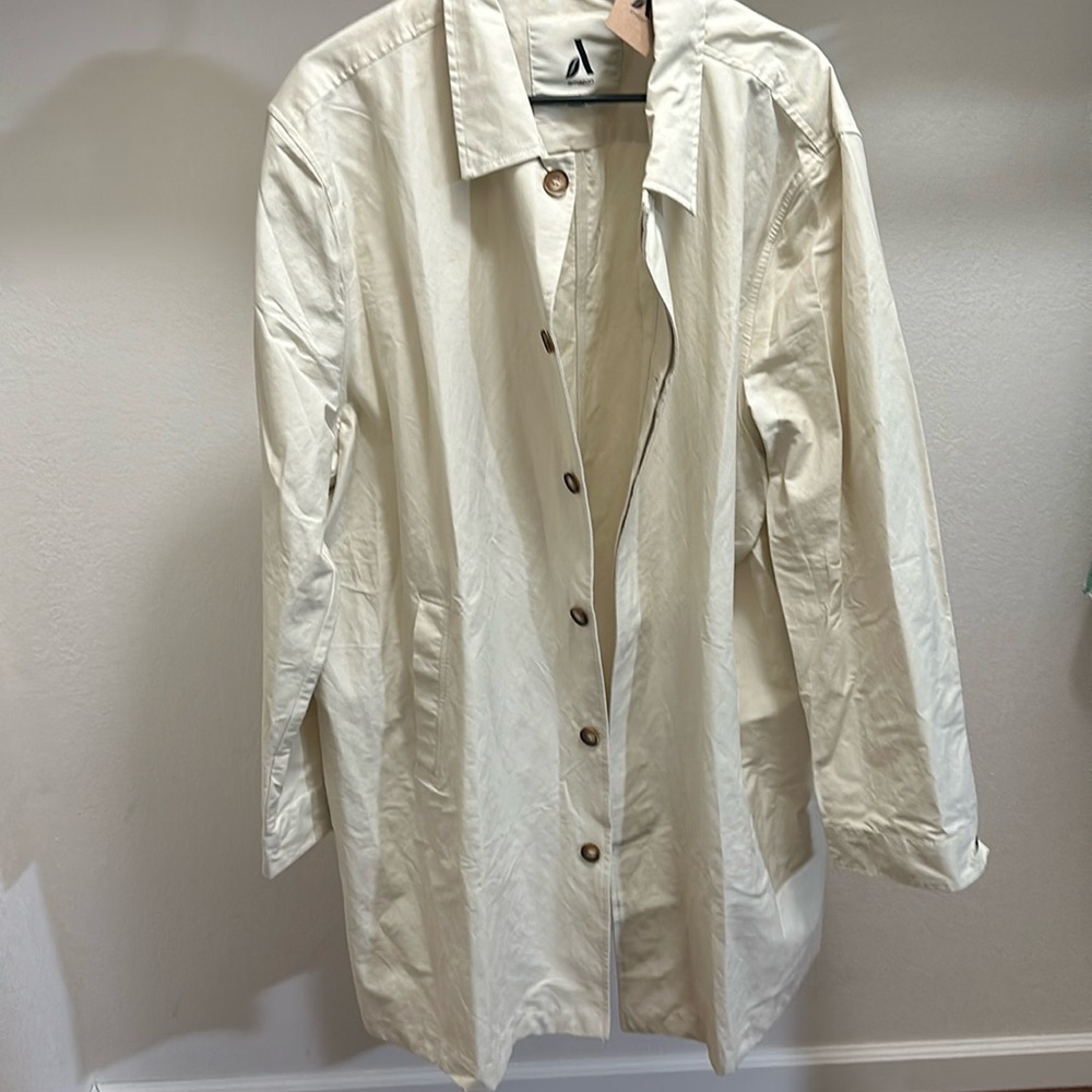 NWT Men’s XXL cream / beige  waterproof windbreaker